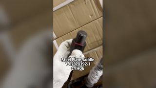 Hurtownia części zamiennych do samochodów ciężarowych 1-87870392-1 1878703921 Zestaw śrub w kształcie litery U tylnej sprężyny do ISUZU 10PE1 CXZ81 CYZ