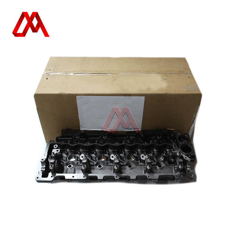 Truck Parts Cylinder Head OEM Part Number 8-97358368-2 8973583682 for NPR 4HG1 Commercial Vehicle Engine