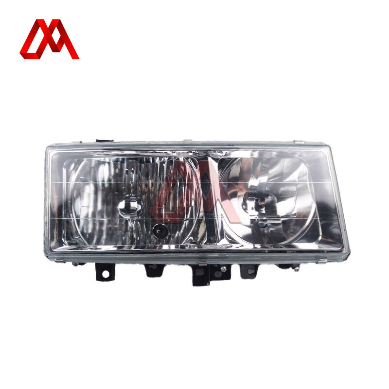 IZUMI MC964082 Right Headlight for Mitsubishi Fuso Fighter Mignon